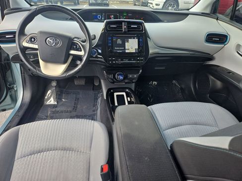 Used 2018 Toyota Prius Three image 13