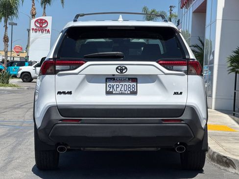 Certified 2024 Toyota RAV4 XLE w/ Convenience Package FWD image 6