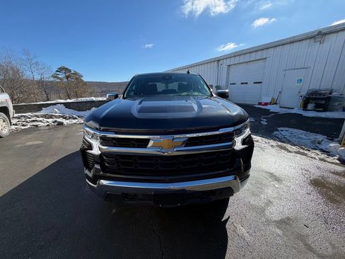Used 2024 Chevrolet Silverado 1500 LT w/ Protection Package image 8
