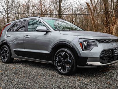 Used 2024 Kia Niro Wind w/ Wind Preserve Package