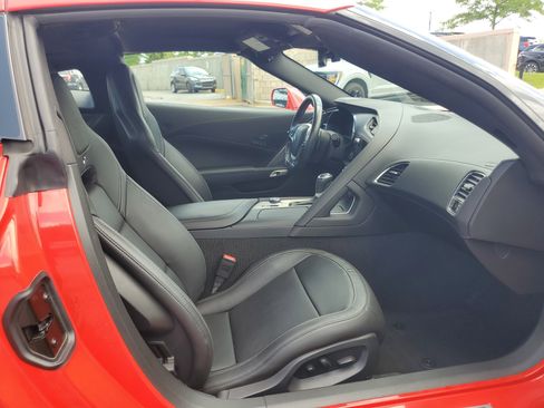 Used 2015 Chevrolet Corvette Z06 w/ 2LZ Preferred Equipment Group image 9