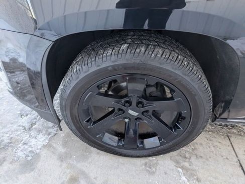 Used 2020 Cadillac Escalade Premium Luxury image 9