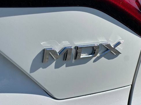 Used 2023 Acura MDX SH-AWD w/ Technology Package image 25