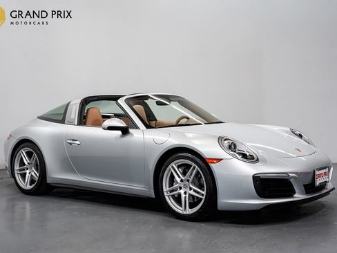 Used 2017 Porsche 911 Targa 4 AWD/4WD image 1