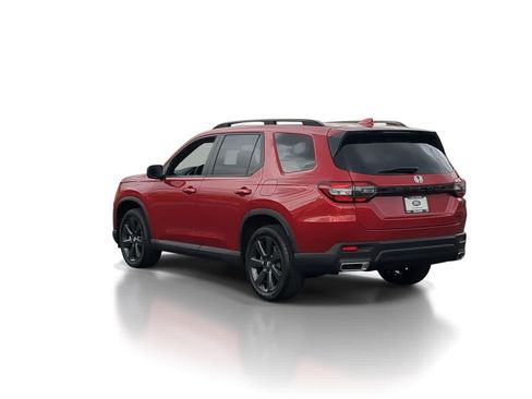 Used 2025 Honda Pilot Sport image 6