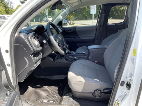 Used 2023 Toyota Tacoma SR RWD image 13