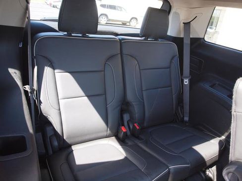 Used 2019 GMC Acadia Denali AWD/4WD image 8