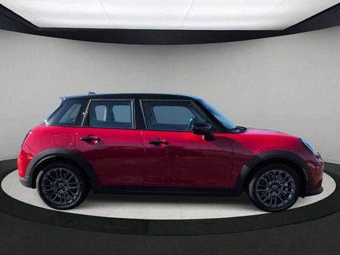 Used 2025 MINI Cooper S image 9