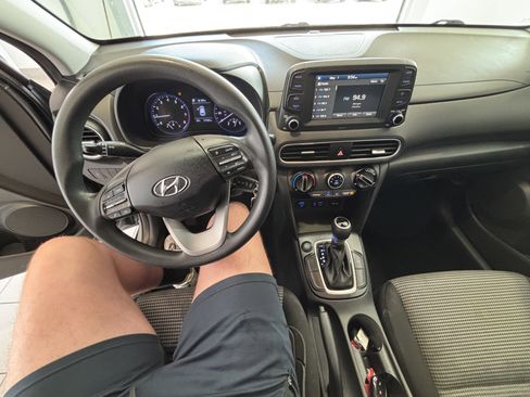 Used 2020 Hyundai Kona SE FWD image 10