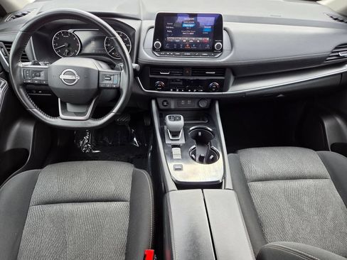 Used 2025 Nissan Rogue SV FWD image 45
