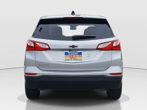 Used 2019 Chevrolet Equinox LS w/ LS Convenience Package FWD image 6