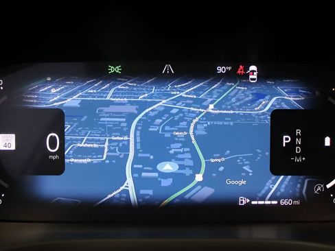 Used 2025 Volvo XC60 B5 Plus AWD/4WD image 27