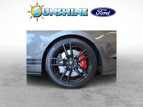 Used 2020 Ford Mustang Shelby GT500 w/ Technology Package image 5