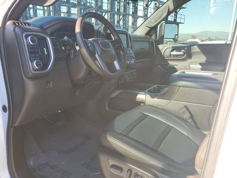 Used 2022 GMC Sierra 2500 Denali w/ Denali Ultimate Package image 20