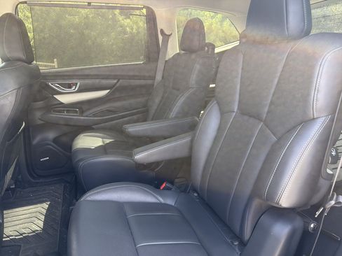 Used 2022 Subaru Ascent Limited w/ Technology Package AWD/4WD image 12