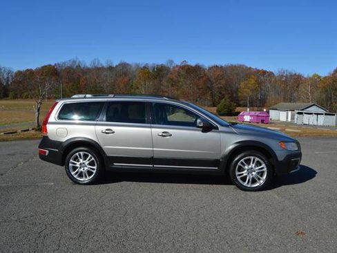 Used 2016 Volvo XC70 T5 Premier w/ Proximity Package image 65