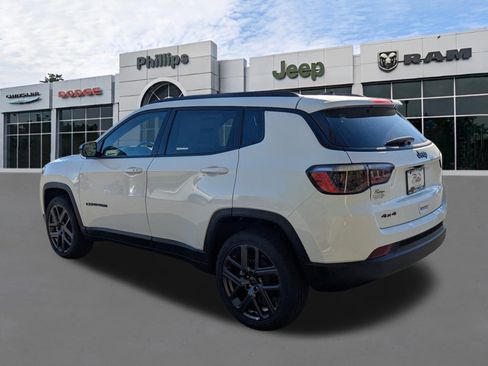 New 2026 Jeep Compass Latitude image 5