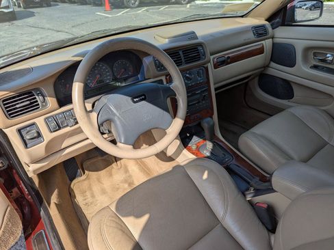 Used 2000 Volvo C70 LT FWD image 13