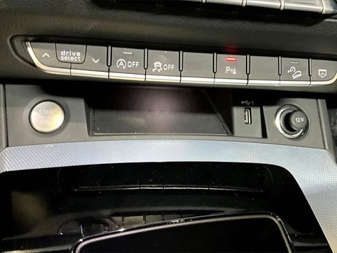 Used 2025 Audi Q5 2.0T Premium Plus image 15