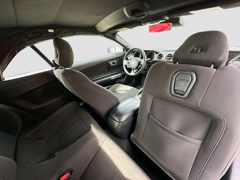 Used 2022 Ford Mustang Convertible w/ Equipment Group 101A image 27