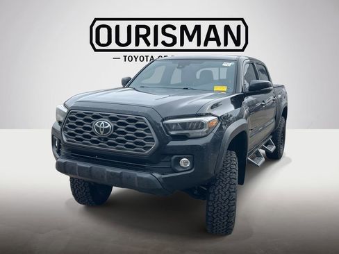 Used 2023 Toyota Tacoma TRD Off-Road w/ Advanced Technology Package image 13