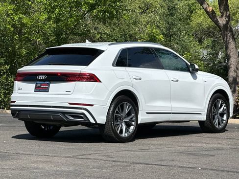 Used 2023 Audi Q8 Premium Plus AWD/4WD image 5