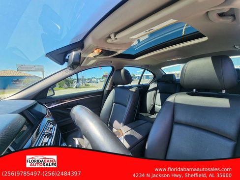 Used 2016 BMW 528i Sedan RWD image 18