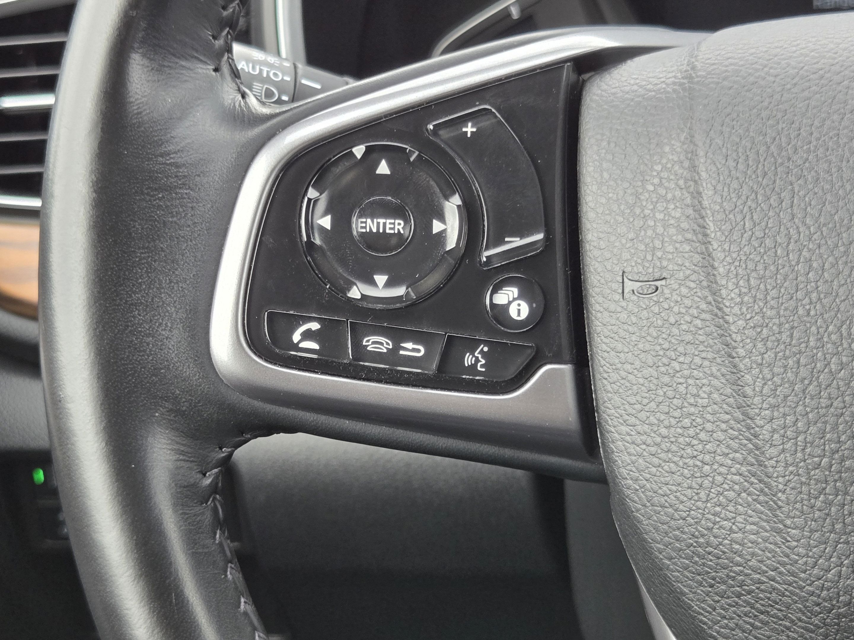 Used 2021 Honda CR-V Touring image 25
