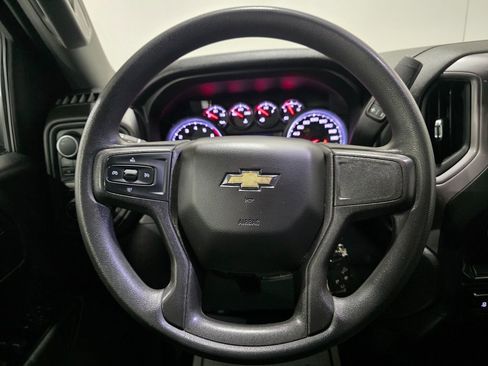 Used 2019 Chevrolet Silverado 1500 Custom image 4