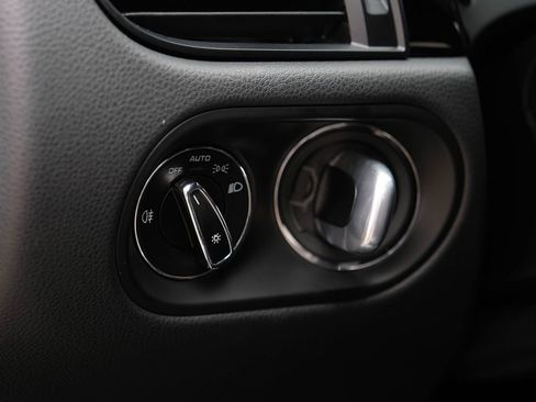 Used 2024 Porsche Macan AWD/4WD image 45