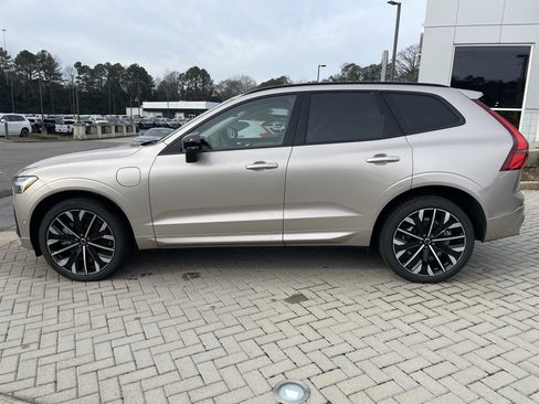 New 2026 Volvo XC60 T8 Ultra w/ Protection Package Premier image 7