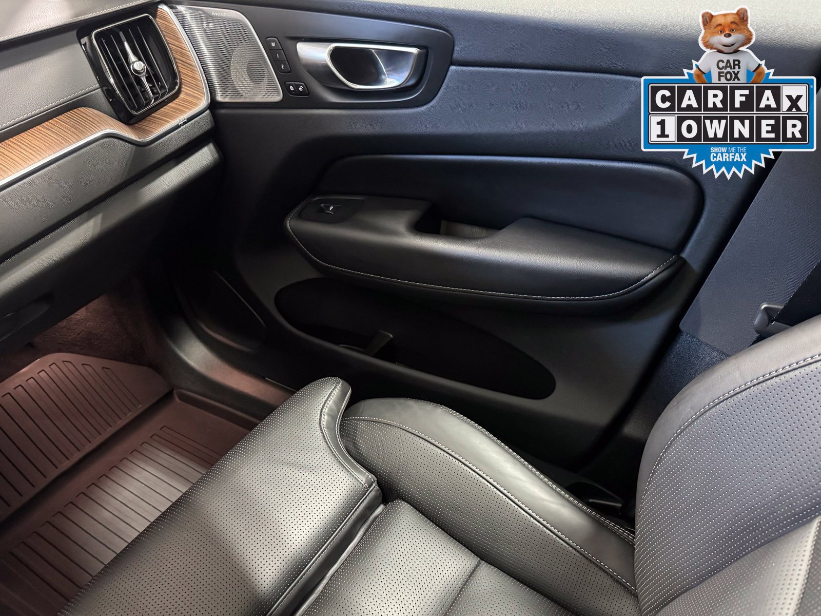Used 2023 Volvo XC60 B5 Ultimate AWD/4WD image 42