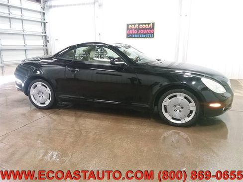 Used 2003 Lexus SC 430 Convertible image 2
