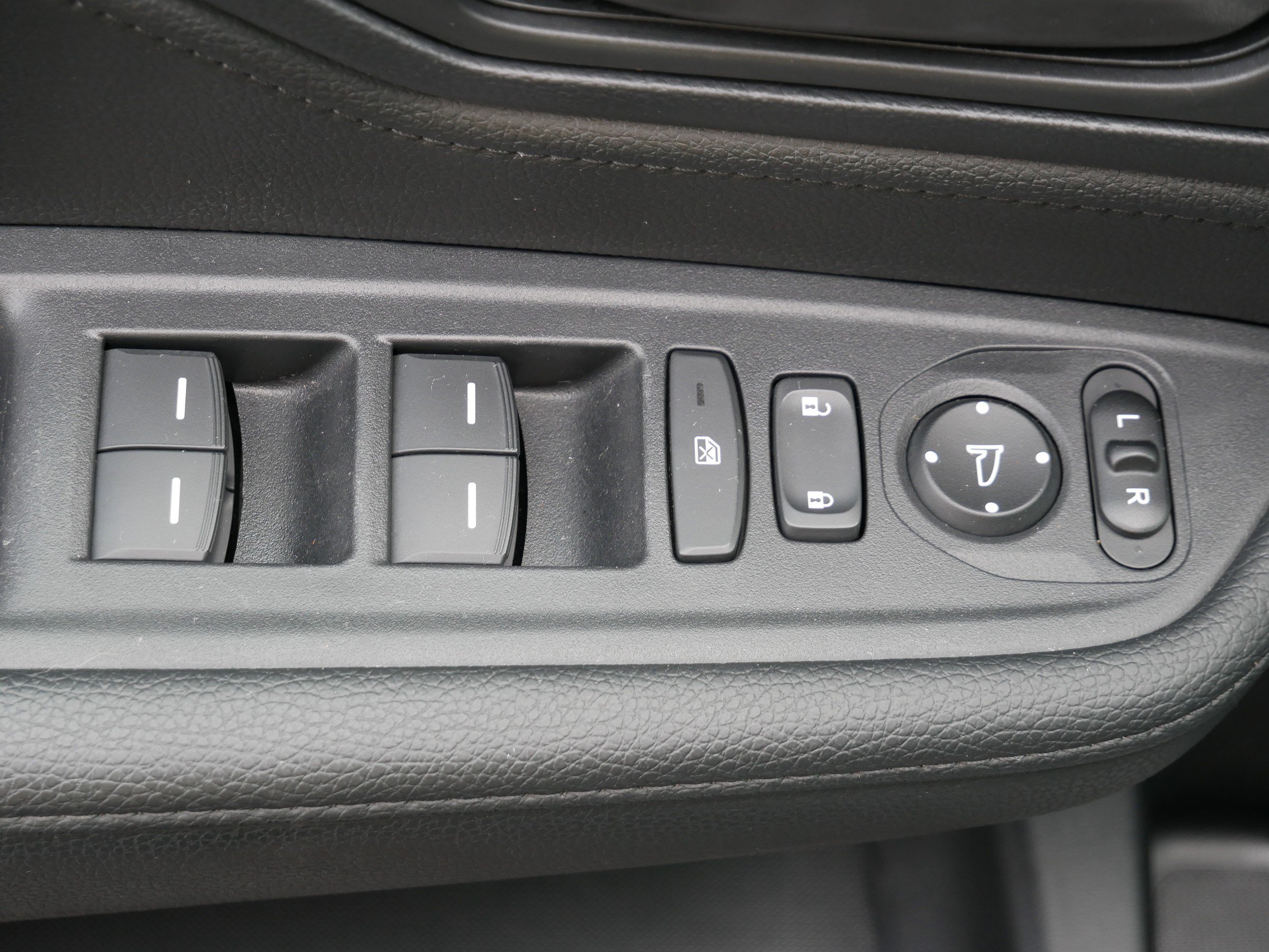 Used 2025 Honda Odyssey EX-L image 20