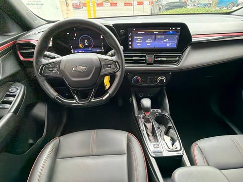 Used 2024 Chevrolet TrailBlazer RS w/ Driver Confidence Package AWD/4WD image 22