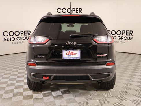 Used 2020 Jeep Cherokee Trailhawk w/ Cold Weather Group image 22