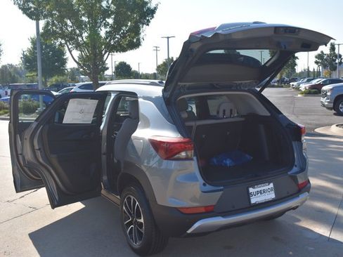 New 2026 Chevrolet TrailBlazer LT w/ Convenience Package image 17
