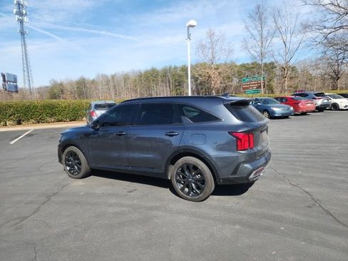 Used 2021 Kia Sorento SX image 7