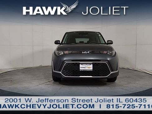 Used 2025 Kia Soul LX w/ LX Technology Package FWD image 3