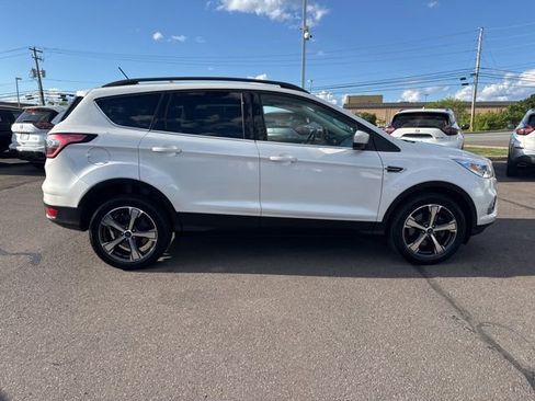 Used 2018 Ford Escape SEL AWD/4WD image 4