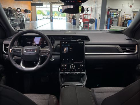 Used 2026 GMC Terrain Elevation AWD/4WD image 13