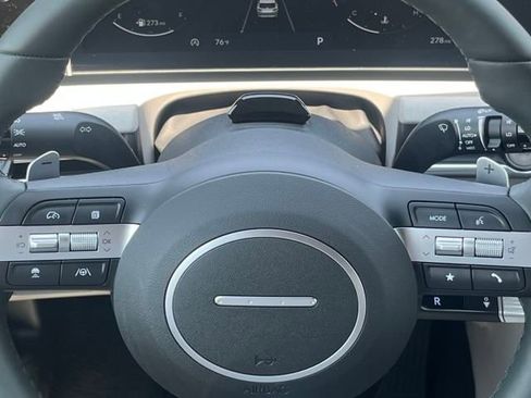 New 2025 Hyundai Tucson Limited image 25