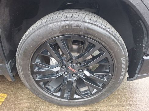 Used 2022 GMC Sierra 1500 Denali w/ Denali Reserve Package image 5