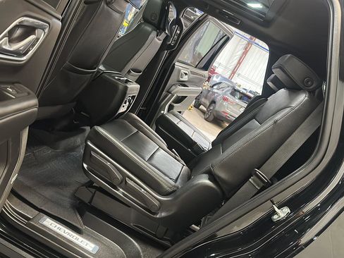 Used 2022 Chevrolet Tahoe Z71 w/ Off-Road Capability Package AWD/4WD image 25