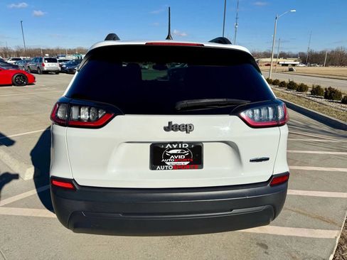 Used 2021 Jeep Cherokee Latitude image 7