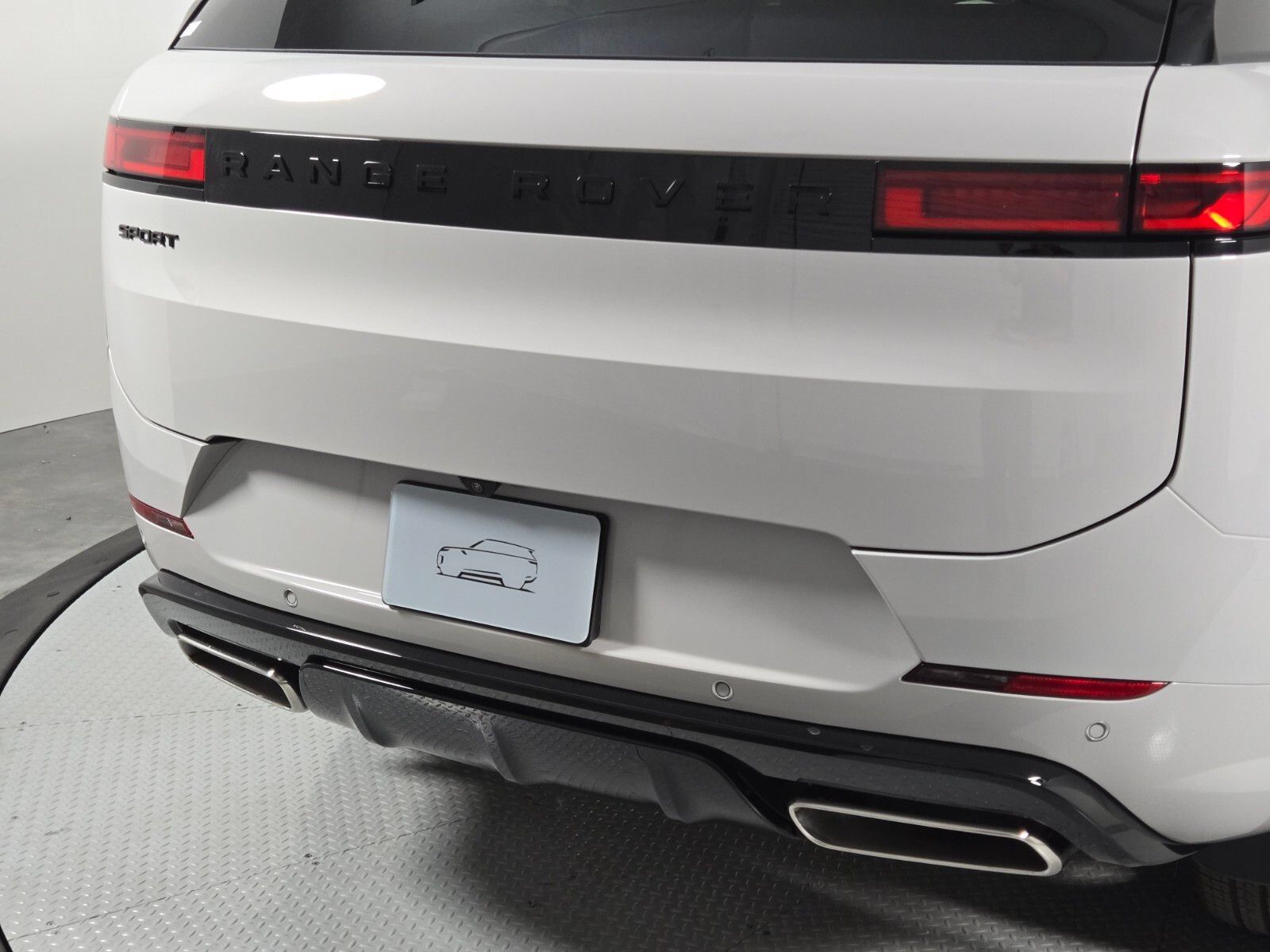 New 2026 Land Rover Range Rover Sport Dynamic SE AWD/4WD image 7