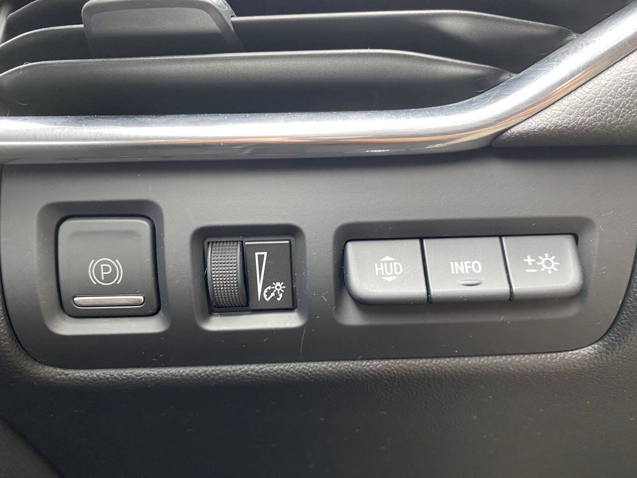 Used 2019 Cadillac XT4 Premium Luxury AWD/4WD image 38