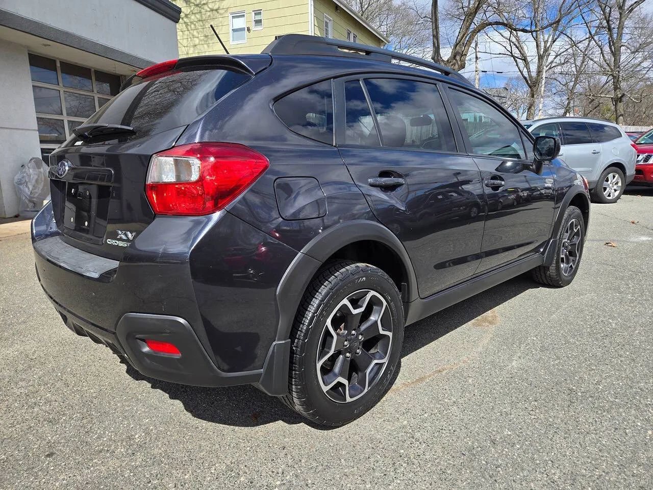 Used 2015 Subaru Crosstrek 2.0i Premium w/ Moonroof Package AWD/4WD image 4
