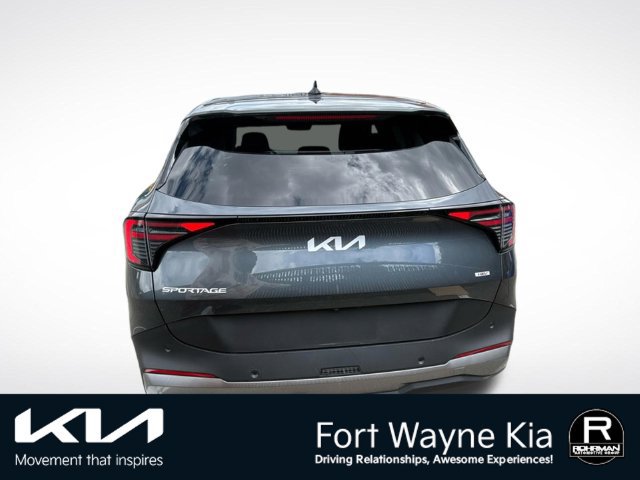 Used 2026 Kia Sportage LX FWD image 4