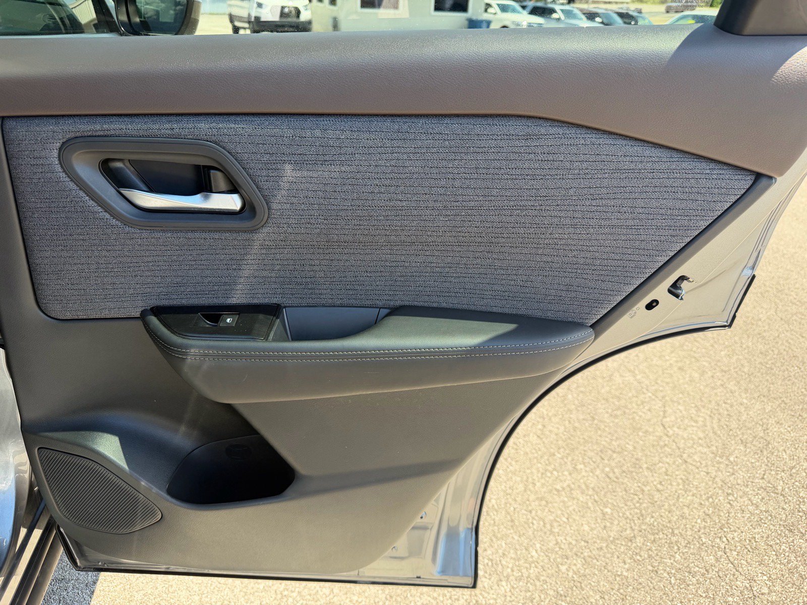 Used 2023 Nissan Rogue SV AWD/4WD image 49